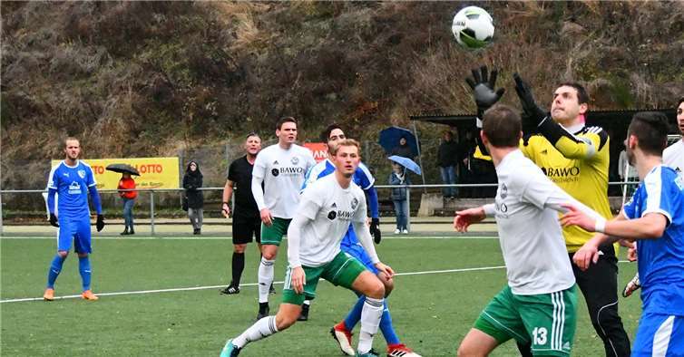 TuS-Keeper Benjamin Kauert wurde zum überragenden Akteur seiner Mannschaft. -RASCH-