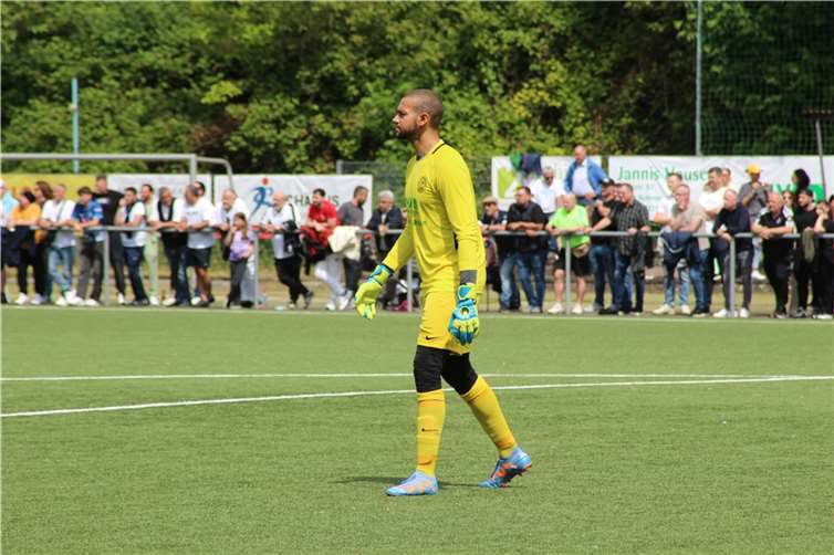 TuS-Keeper Niklas Fachinger wurde nur selten gefordert.  Foto: LS