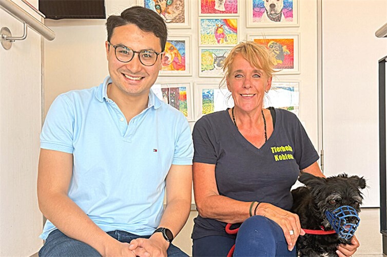 Tüchtig mit angepackt hat der CDU-Landtagsabgeordnete Philip Rünz im Tierheim Koblenz. Mit Kirstin Höfer, Leiterin der Einrichtung, tauschte er sich auch über die vielen Herausforderungen in Tierheimalltag und Tierschutz aus.