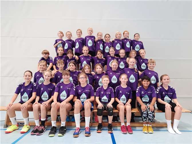 Tumult in der Engerser Sporthalle: Handball-Camp des TV Engers begeistert junge Sportler.  Foto: Helen Göbel