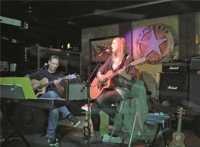 „Two Purble“ gaben ein furioses Konzert.privat