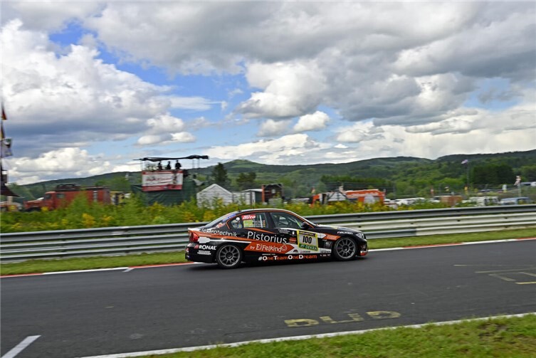 Typisches Eifelwetterprägte den ersten Tag der 54. ADAC RAVENOL 24h Nürburgring....