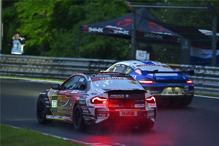 Typisches Eifelwetterprägte den ersten Tag der 54. ADAC RAVENOL 24h Nürburgring....
