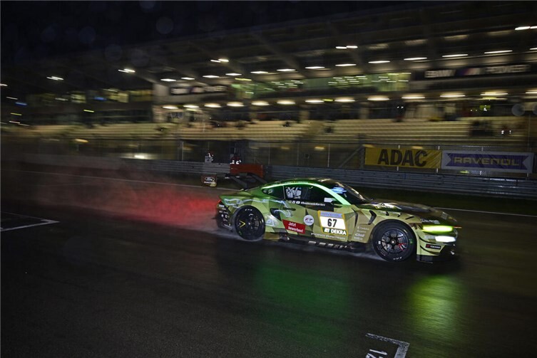 Typisches Eifelwetterprägte den ersten Tag der 54. ADAC RAVENOL 24h Nürburgring....