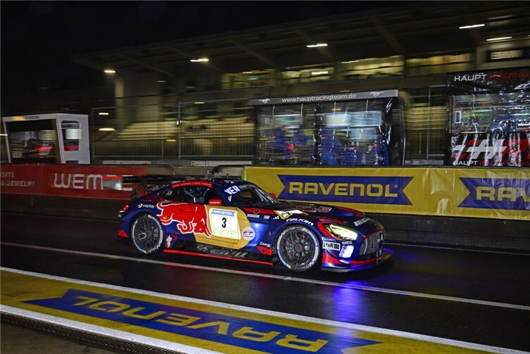 Typisches Eifelwetterprägte den ersten Tag der 54. ADAC RAVENOL 24h Nürburgring....