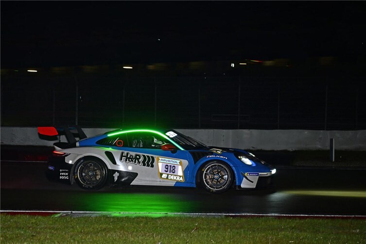 Typisches Eifelwetterprägte den ersten Tag der 54. ADAC RAVENOL 24h Nürburgring....