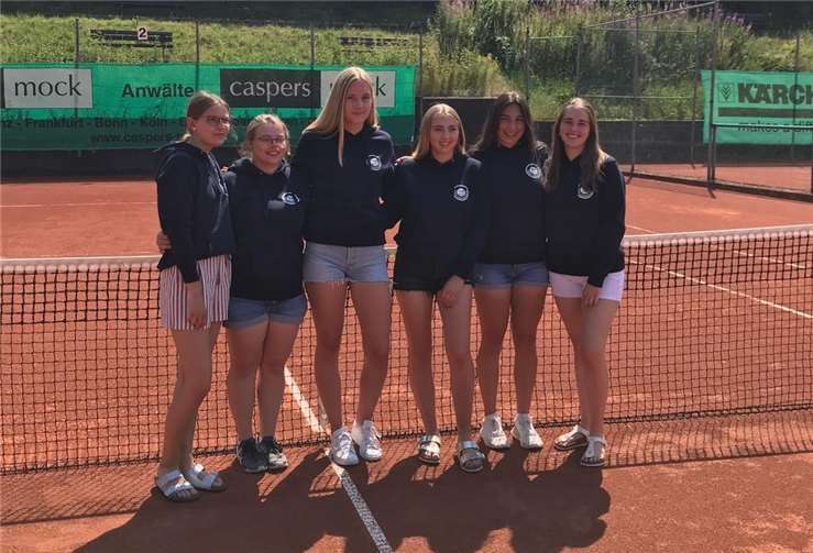 U 18/1 v.l.: Sophie Bachmann, Natalie Wagner, Caroline Schmitz, Anna Wilz, Gil Burkardsmaier und Sarah Wilz. Fotos: privat