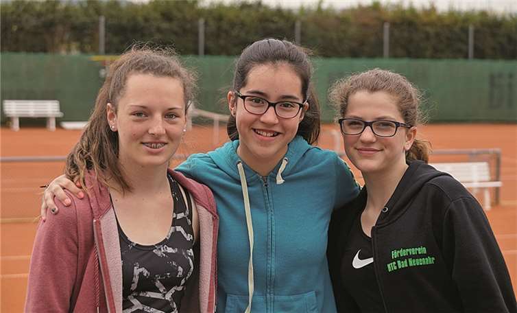 U15-2 HTC Bad Neuenahr (v.li.): Inga Horst, Ivana Bublic und Bleona Osmani. Thomas Kühnel