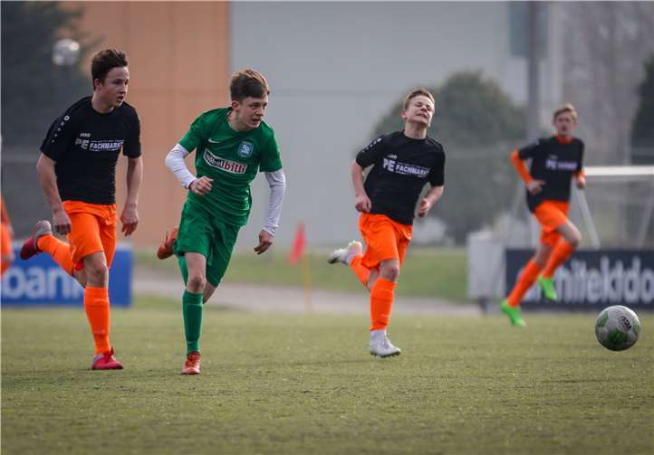 U15 JSG Kripp gegen SG 2000 Mülheim-Kärlich. Foto: Tobias Jenatschek