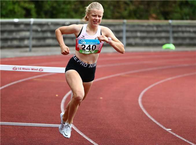 U18-Athletin Irina Fischbach war über die 400m Hürden schneller denn je zuvor. 1:06,24 Minuten hätten im vergangenen Jahr zur DM-Qualifikation gereicht .Foto: privat