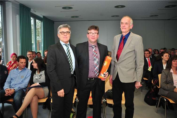 Udo Klingelhöfer (Mitte) wurde jetzt offiziell in sein Amt eingeführt.Rü