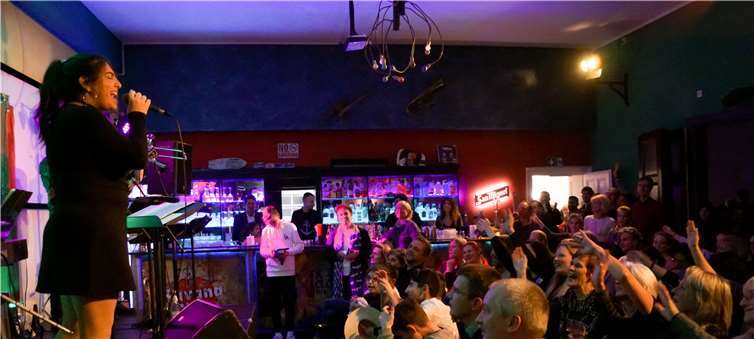 Über 100 Gäste waren der Einladung zum Debütkonzert gefolgt.Fotos: Jana Schlochtermeier