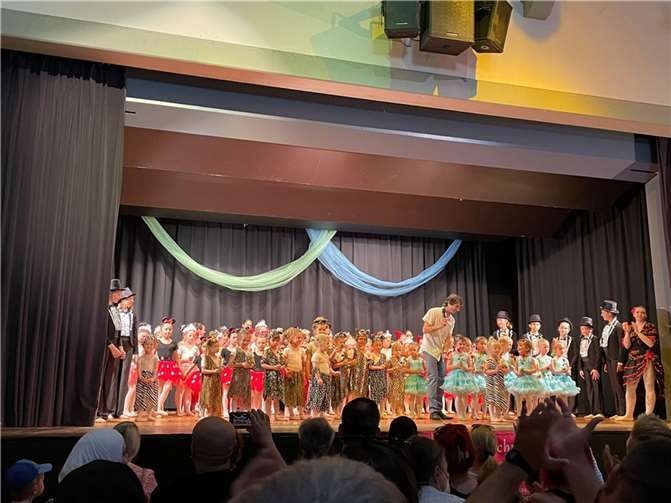 Über 100 Kinder und Erwachsene traten bei der Aufführung auf. Foto: Turnerschaft Bendorf
