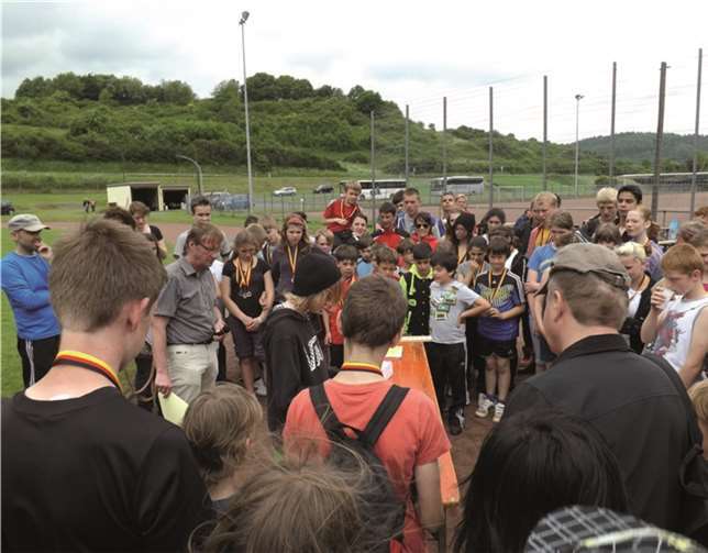 Über 100 Schüler konnten sich bei der Regionalmeisterschaft Leichtathletik messen.  Privat