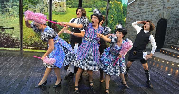 Ein Spitzensommer für die Mayener Burgfestspiele: Bereits rund 33.000 Tickets verkauft Über 10.000 Tickets sind alleine für die Vorstellung von „Im Weißen Rössl“ verkauft. Peter Seydel