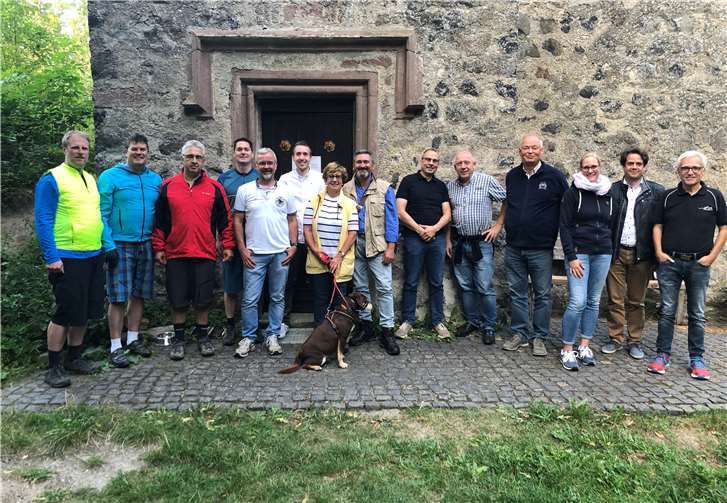 Über 20 Mitglieder des Rotary-Clubs Adenau-Nürburgring fanden sich auf dem Aremberg ein.Foto: privat