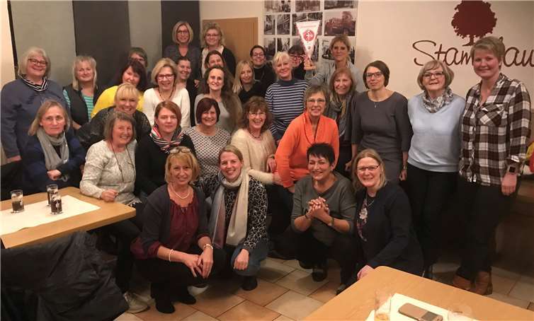 Über 30 Husarenmädche nahmen am Döppekoochen-Essen teil und verbrachten einen schönen und gemütlichen Abend miteinander. Foto: privat