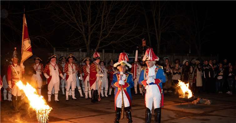 Über 300 Teilnehmer zogen unter Fackelschein durch die Straßen Heimerzheims.Foto: privat