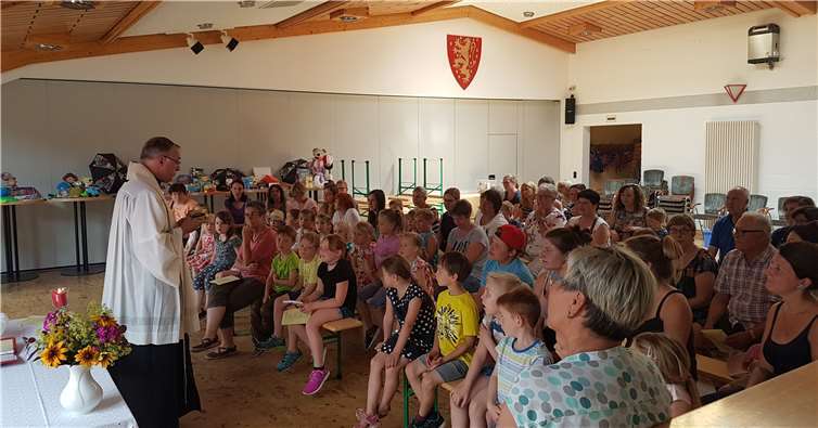 Über 40 Kinder und Erwachsene nahmen am Kindertag in Nürburg teil. privat