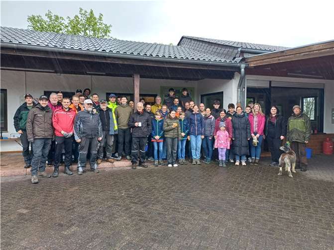 Über 40 engagierte Helfer aus verschiedenen Bereichen beteiligten sich an der Aktion. Quelle: Gemeinde Niederzissen