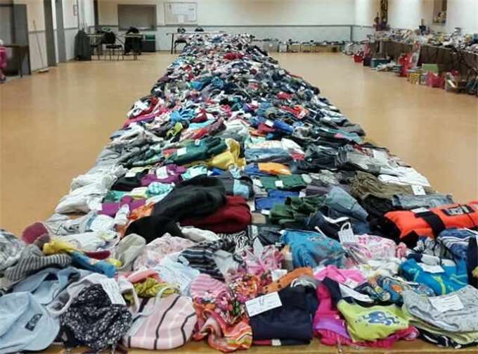 Über 4000 gut sortierte Schnäppchen warten auf neue Besitzer. privat