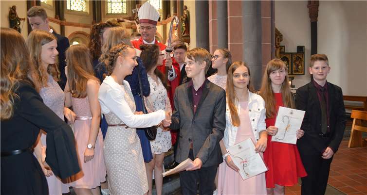 Über 70 Jugendliche wurden in den beiden Messen gefirmt.