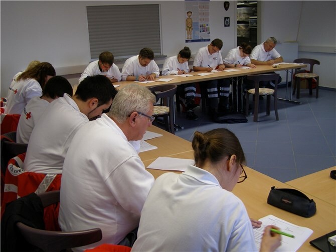 Über 7000 Menschen wurden 2015 beim DRK-Kreisverband aus- oder weitergebildet. privat