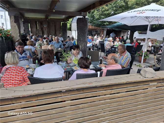 Über 80 Seniorinnen und Senioren waren beim Sommerfest der CDU Senioren-Union. Foto: Gerd Schäfer