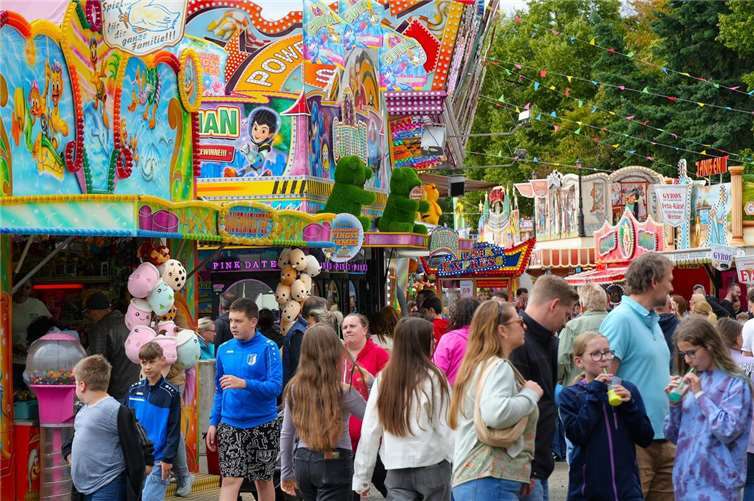 149. Heddesdorfer Pfingstkirmes: Adrenalin und Brauchtum Über Pfingsten pilgerten Tausende Kirmesfans nach Neuwied.