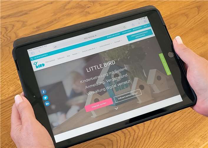 Über das Online-Portal „Little Bird“ können Familien in Bendorf sich schnell und bequem einen Überblick über geeignete Betreuungsangebote in ihrer Nähe verschaffen.  Foto: Stadt Bendorf