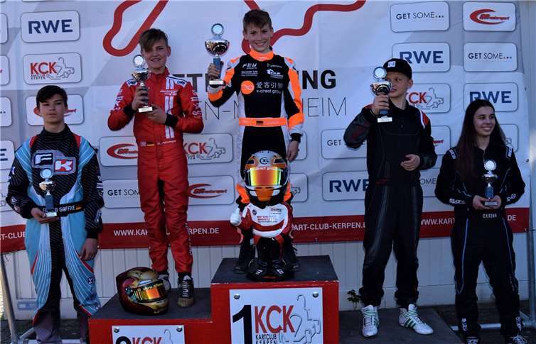 Über den Tagessieg freut sich Enrico Förderer (mittig) besonders, denn zwischenzeitlich hatte er mit technischen Problemen zu kämpfen. Fotos: Storm Photography