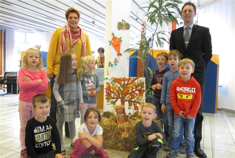 Über die mitgebrachte Deko der Kinder freute man sich sehr.Privat