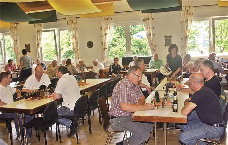 Die Adler fielen reihenweise 