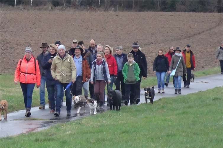 Über einen Abwechslungsreichen Weg führte die diesjährige Winterwanderung. Privat