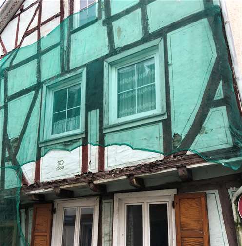 Über lange Zeit prägte das kleine Haus den Charakter der Straße.Foto: privat