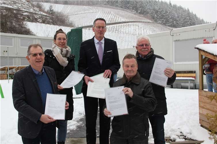 Übergabe von Förderbescheiden in der VG Altenahr.  Foto: privat