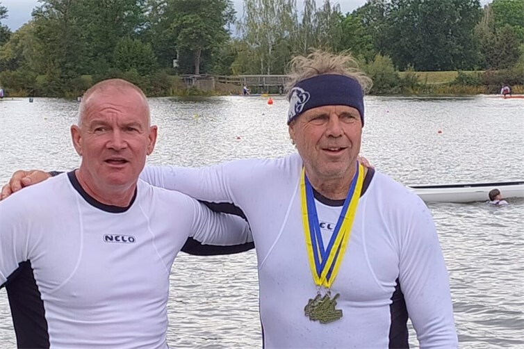 Überragender Saisonabschluss für den NWV-Kanuten Knut Hitzschke (rechts), der sich mit seinem Zweierpartner, Jörg Eich, Silbermedaillen erpaddelte.