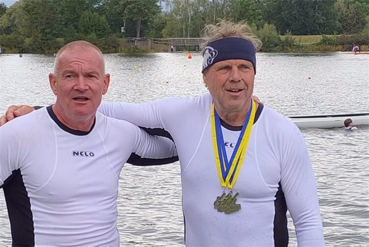 Überragender Saisonabschluss für den NWV-Kanuten Knut Hitzschke (rechts), der sich mit seinem Zweierpartner, Jörg Eich, Silbermedaillen erpaddelte.
