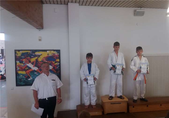 Überzeugende Leistung: Leon Sieben (rechts) landete bei der Rheinlandmeisterschaft auf dem zweiten Platz.Foto: privat