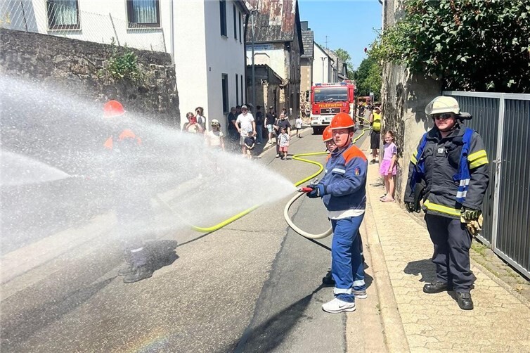Übung der Jugendfeuerwehr Andernach