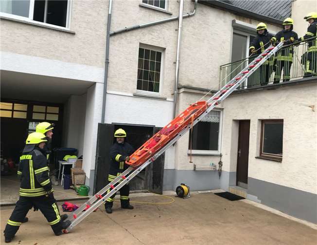 Übung unter möglichst realistischen Bedingungen ist Voraussetzung für richtiges Handeln im Ernstfall. privat