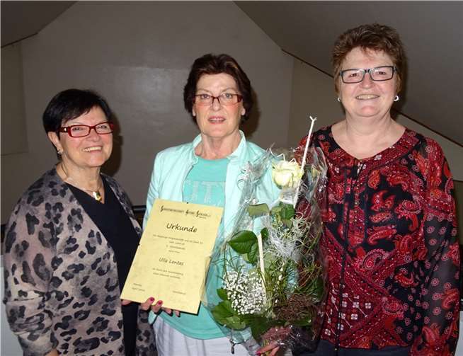 Ulla Lentes wurde für ihre langjährige Vereinstreue geehrt.