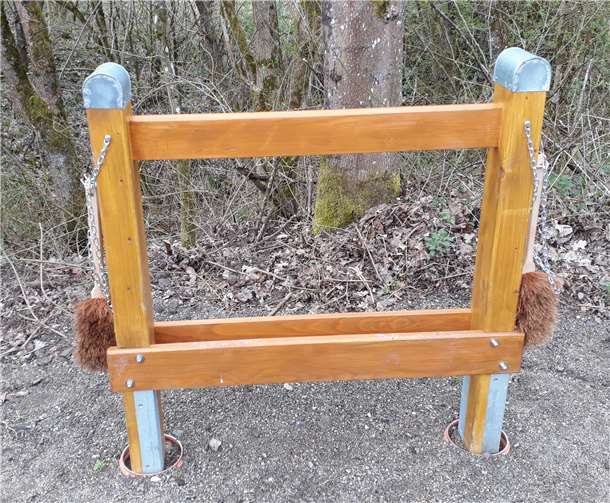 Ulrich Brust fertigte diese Schuh-Reinigungsstation. privat