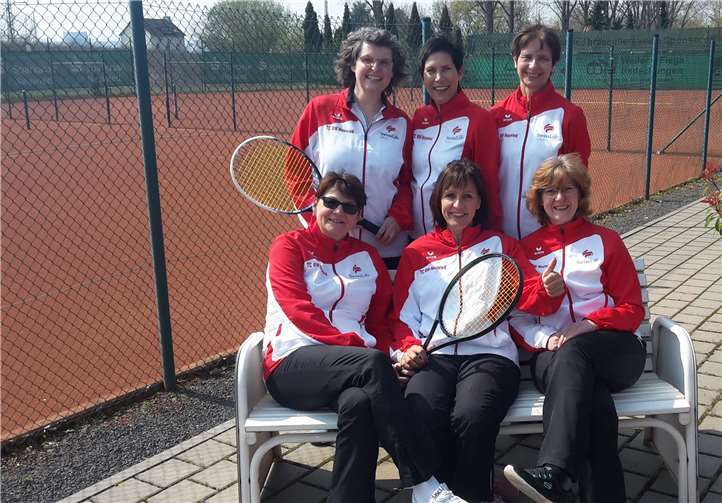 Ulrike Fuchs, Petra Kettler, Sylvia Maur, Iris Näckel, Christine Peine, Susanne Weihmann (v. l.) Es fehlt: Birgitta Holzkämper. Foto: privat