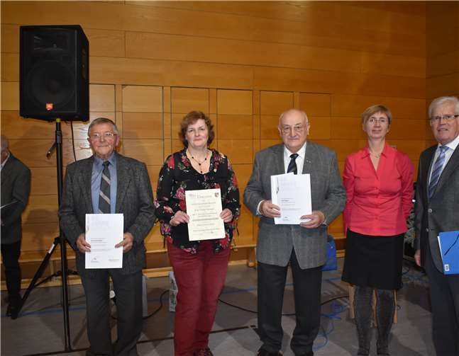 Ulrike Schmitz, Toni Paulsen und Peter Schmittgen wurden für ihre langjährige Mitgliedschaft ausgezeichnet.