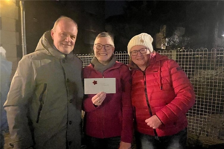 Um das Engagement der freiwilligen Mitmacher wertzuschätzen, hat der Vorstand der Karnevalsgesellschaft beschlossen Dieses mit einem Gutschein zu unterstützen. Fotos: privat