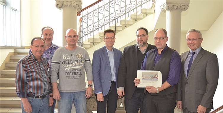 Um die Arbeit der Notfallseelsorge zu koordinieren und die Abstimmung mit den Fachdiensten sicherzustellen wurde der Beirat Notfallseelsorge im Landkreis Neuwied gegründet. An der Sitzung nahmen teil (v.l.): Werner Böcking, Kreisfeuerwehrinspekteur, Ralf Schnorrenberg, DRK Rettungsdienst, Hans-Christian Schlemm, Polizeiinspektion Neuwied, Andreas Bühler, Dekanat Rhein-Sieg-Wied, Notfallseelsorger, Philip Horn, Notfallseelsorger, Dr. Ulrich Kettler, Psychiatriekoordinator und Achim Hallerbach, 1. Kreisbeigeordneter.
