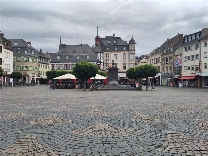 Um die Attraktivität der Innenstadt weiterzuentwickeln, wurde ein Workshop für die Bürger in Mayen veranstaltet.  Foto: Hans-Georg Schönberg / FWM