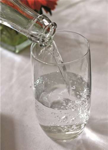 Um die Rechte am Heilwasser wird gestritten. elos/pixabay.de