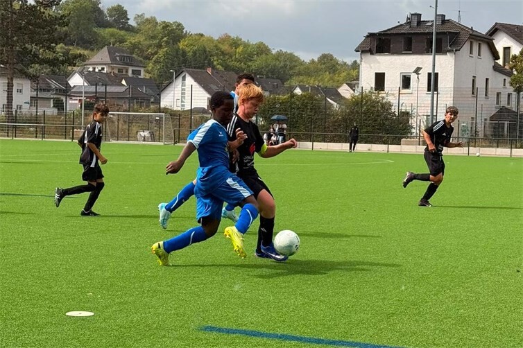 Um jeden Ball wurde gekämpft in Bachem